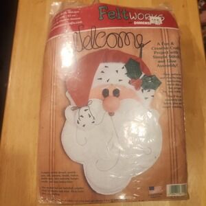 Feltworks By Dimensions 8111 Santa Buddy Welcome 17" Long 2002